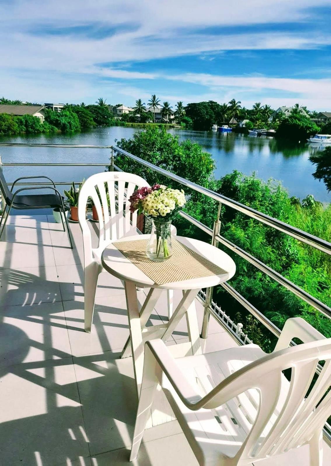 Waterfront Sunset Apartment Nadi Esterno foto