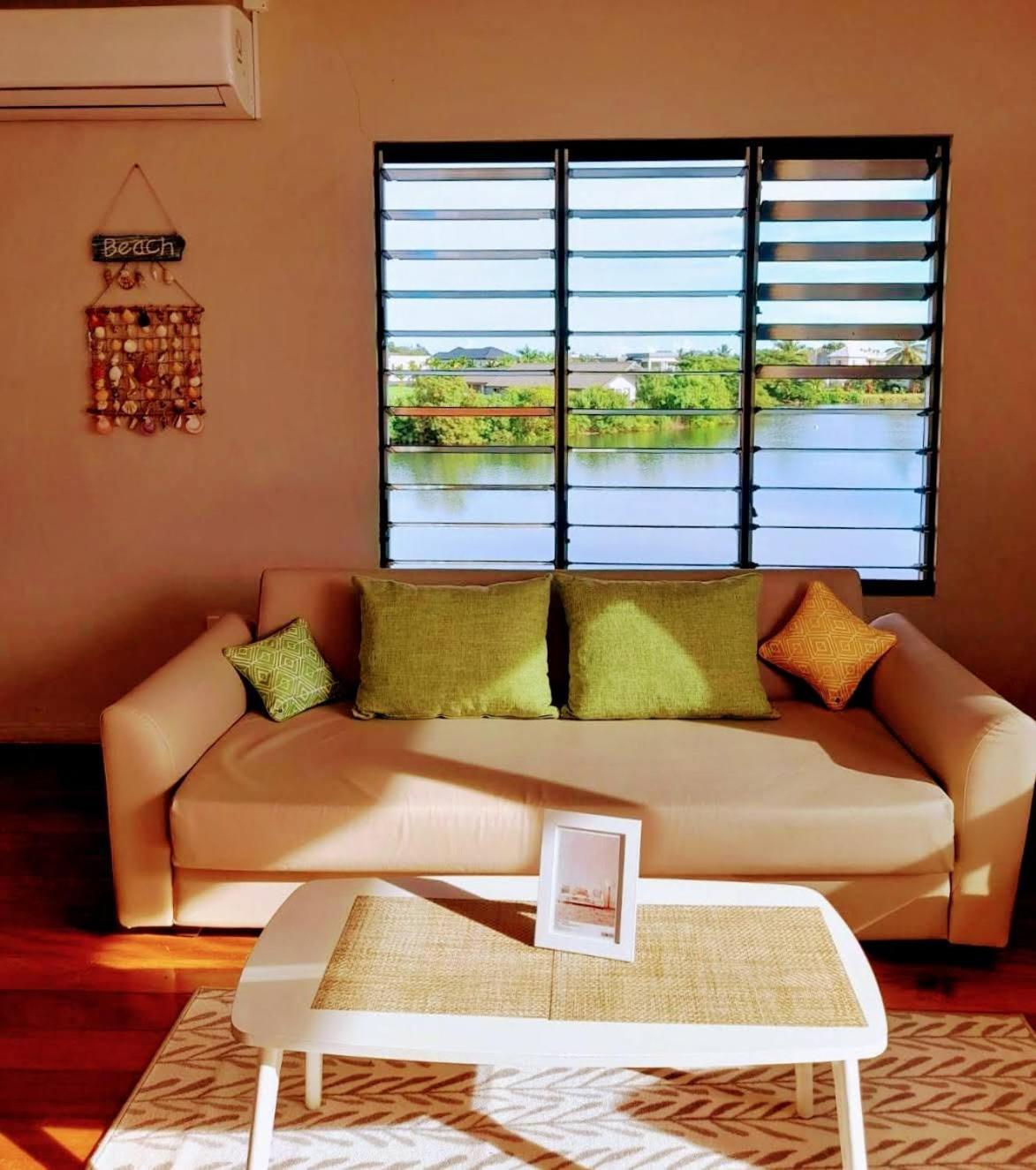 Waterfront Sunset Apartment Nadi Esterno foto
