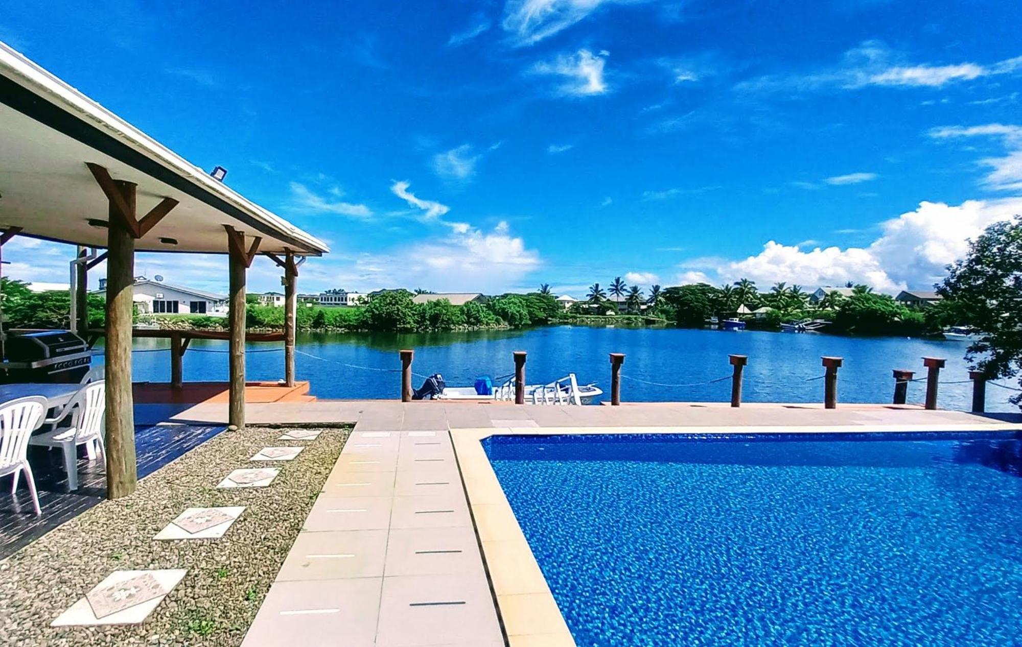 Waterfront Sunset Apartment Nadi Esterno foto