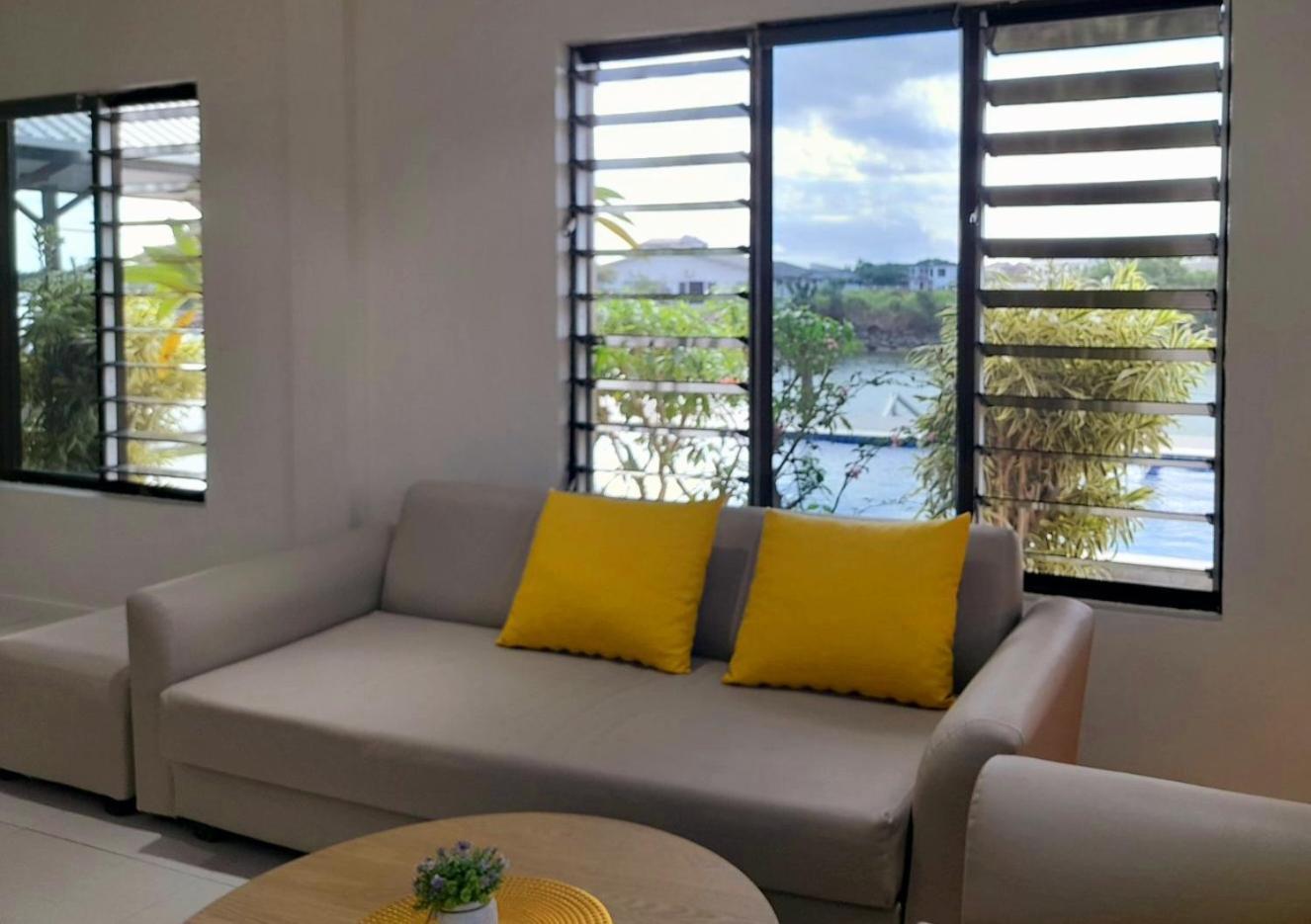 Waterfront Sunset Apartment Nadi Esterno foto