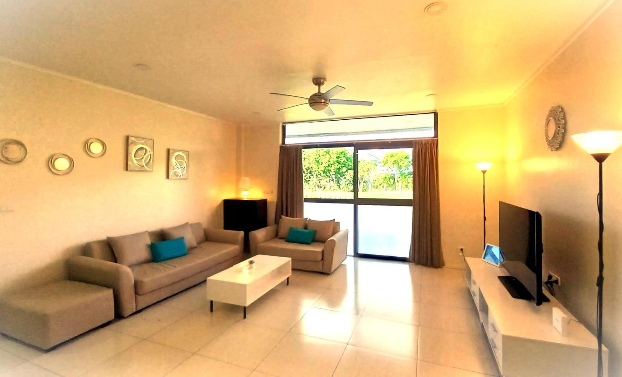 Waterfront Sunset Apartment Nadi Esterno foto