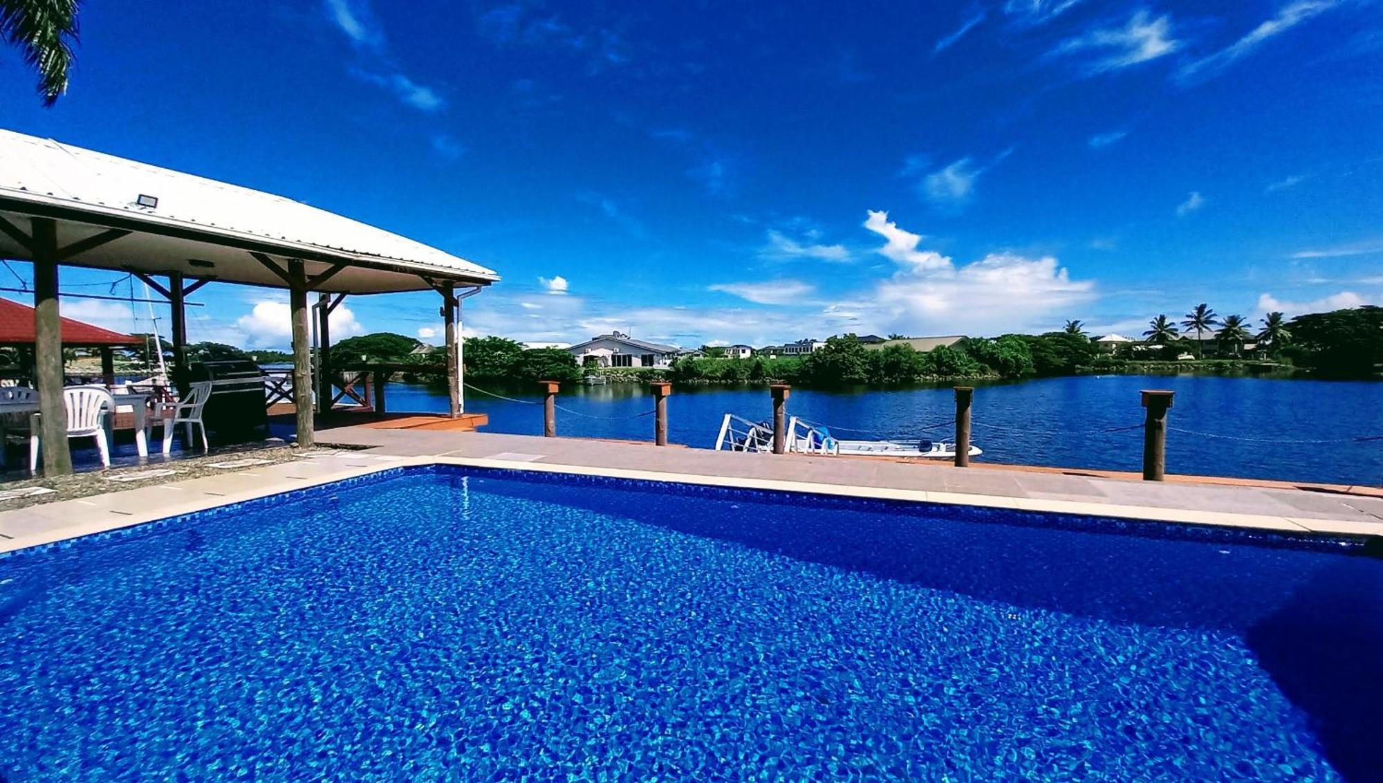 Waterfront Sunset Apartment Nadi Esterno foto